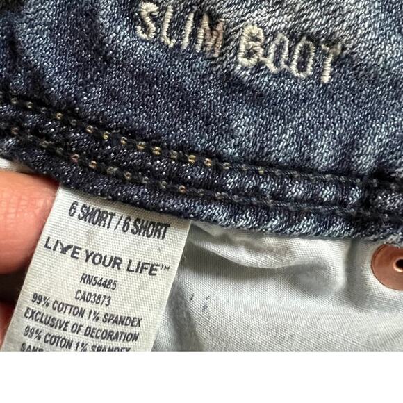 AMERICAN EAGLE women's size 6 short-stretch jeans, Slim Boot, Distressed - Picture 1 of 9